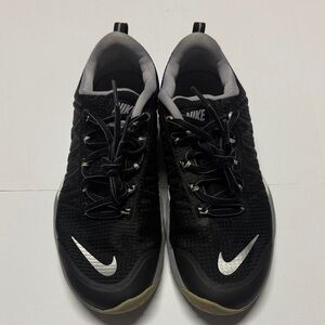 Nike Training Lunar Cross Element Women’s size 8 - black